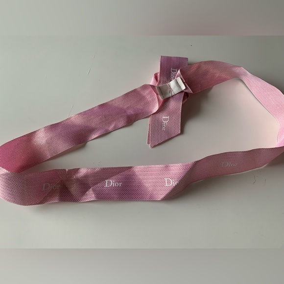 Authentic Dior Pink Floral Loop Ribbon - Picture 3 of 6